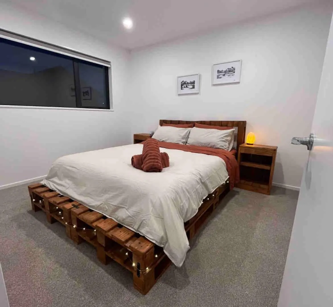 Cozy Retreat With Hot Tub Apartment Christchurch